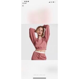 PINK Victoria's Secret Premium Fleece V-Neck Pullover Cropped Size XS